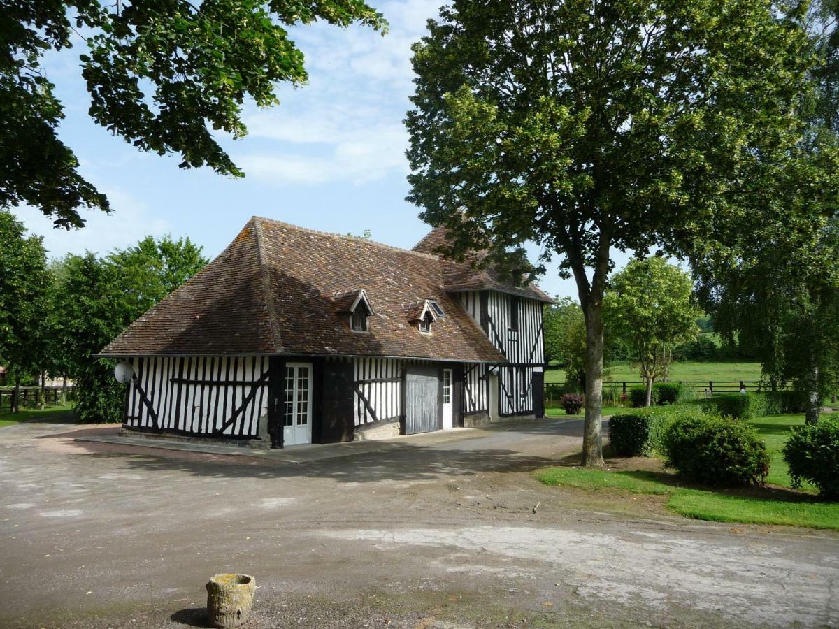 Manoir De Sens Bed & Breakfast Beuvron-en-Auge Exterior foto