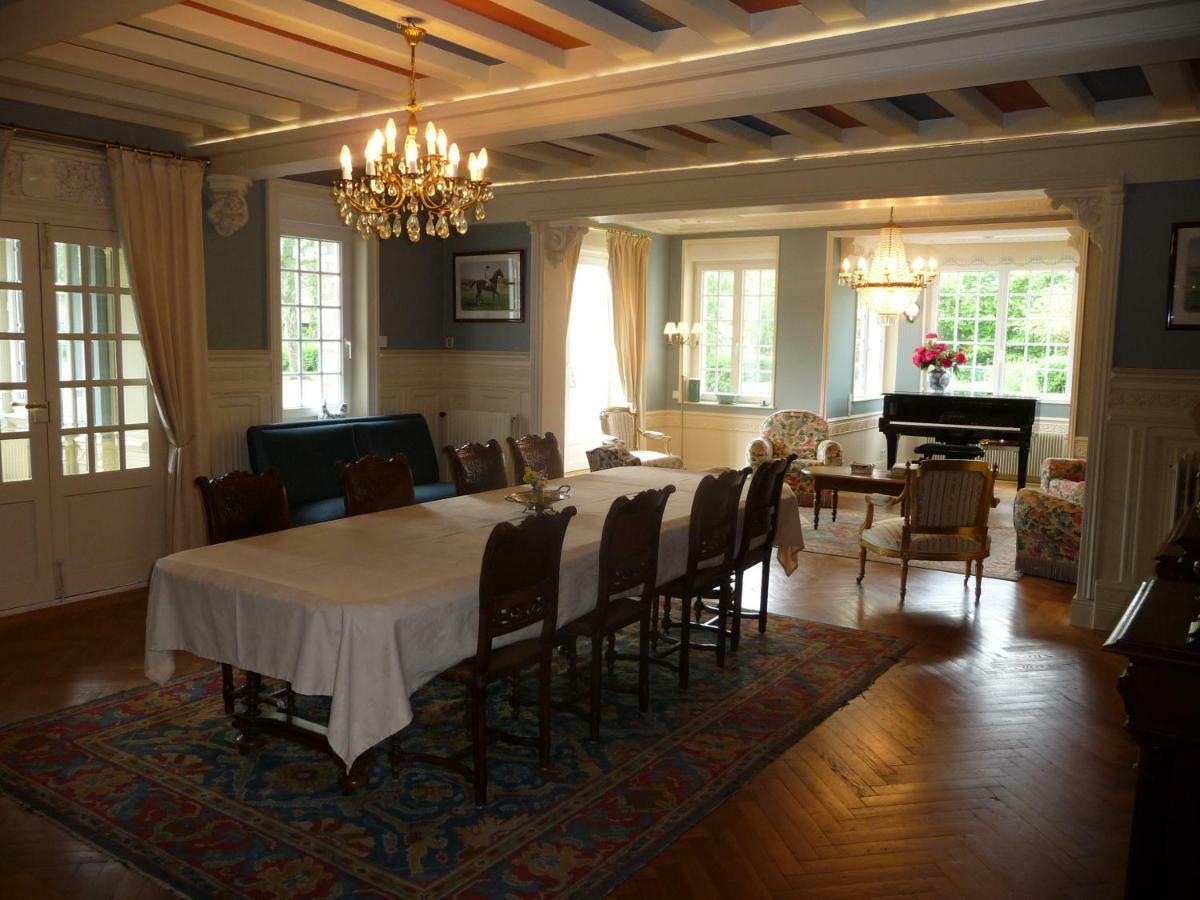 Manoir De Sens Bed & Breakfast Beuvron-en-Auge Exterior foto